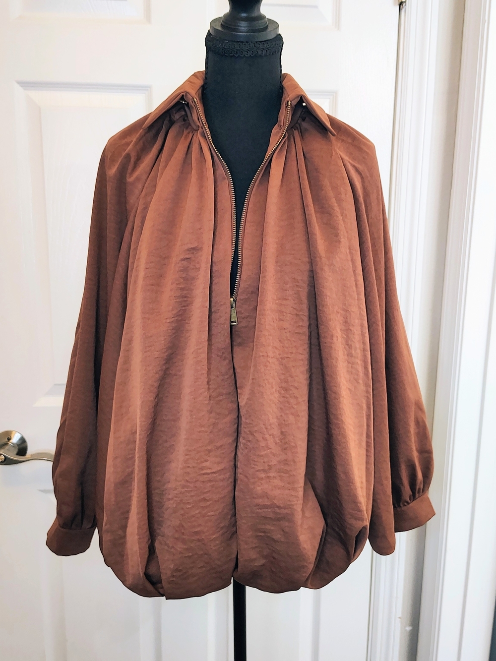 NEW Brown Bomber Jacket Puffed Batwing Sleeve Oversized Pleated Streetwear MED